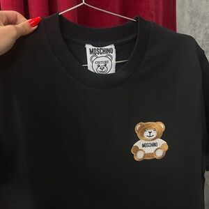 Moschino t-shirt
